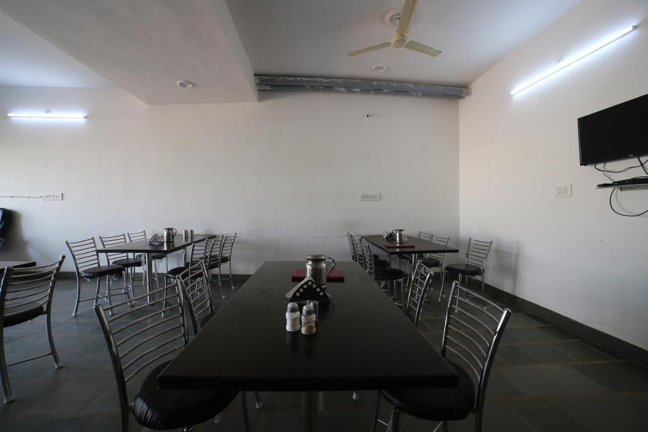 OYO 37077 Hotel Rawat Ajmer Exterior foto